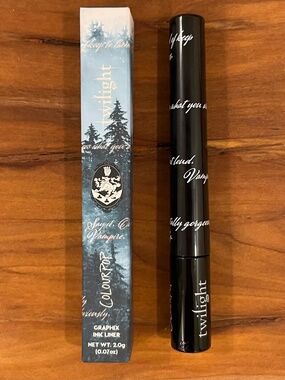 NWT COLOURPOP Twilight Graphix Ink Liner Liquid Eyeliner - FOREVER Forest Green